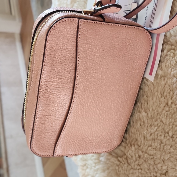 Gorgeous Coach Blush Pebbled Leather Mini Camera Crossbody Bag 🩷📷 - Picture 6 of 16